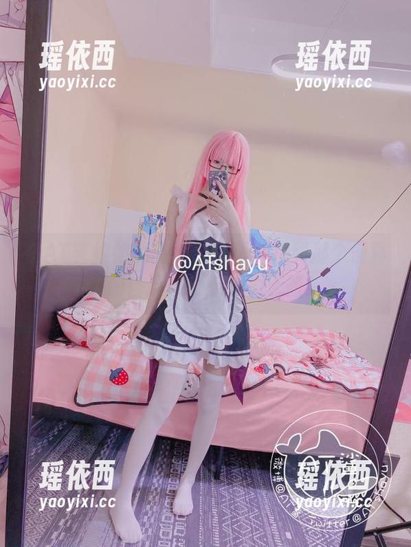 AT鲨 在AT鲨姐姐的写真合集里,找到那个最真实的自己,感受魅力无限!