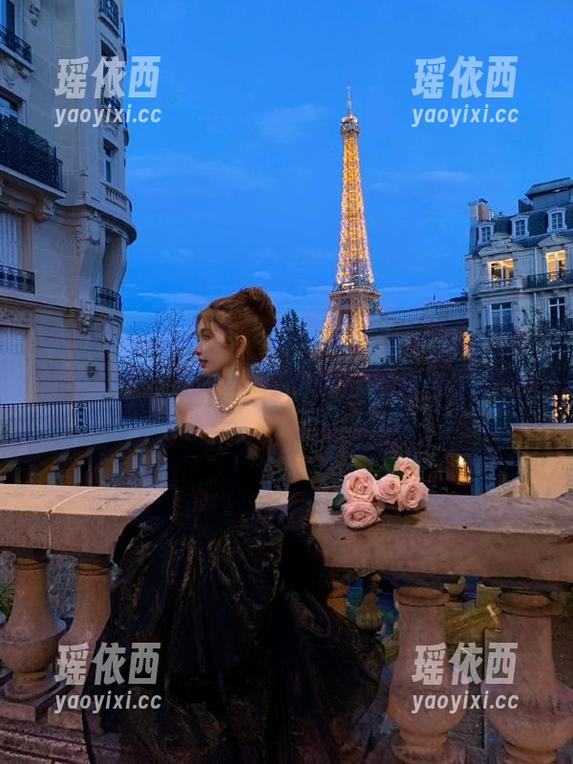 HuaYang花漾 - 当绮里嘉ula的办公室遇上网盘：那些让你捧腹的搞笑写真作品！