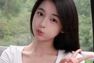 IMZSOCK爱美足 – 小曼长腿写真作品合集，为你带来极致的视觉享受！