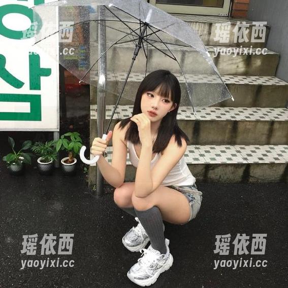 IMiss爱蜜社 - 《雪儿Cier与万圣节》：一份图册合集，带你领略她独特的万圣节写真世界