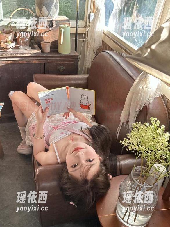 MIYA 微密圈 - MIYA少女的奇幻旅程:写真集及原图带你感受美好时光