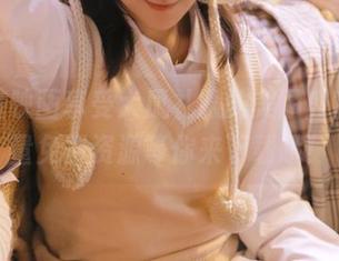 在喵糖映画享受大凤礼服的美图盛宴，海量免费资源等你来下载哦！