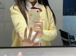 MiStar魅妍社 – 走进FoxYini孟狐狸的连衣裙世界，探索灵动优雅的写真图包细节！