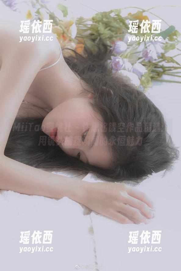 MiiTao蜜桃社 - 许思铭镂空作品精选：用镜头捕捉瞬间的永恒魅力