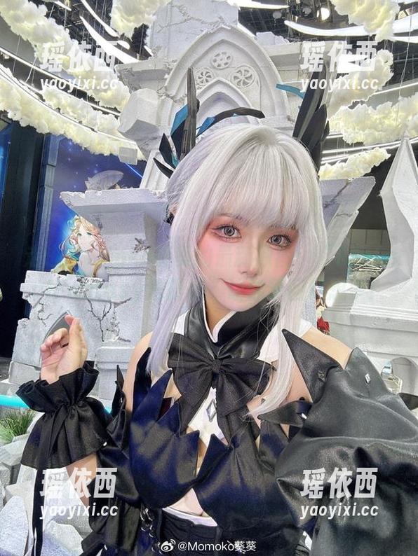 走进Momoko葵葵的最新原图：“EternalFantasy法露忒”让你梦回幻想乡！