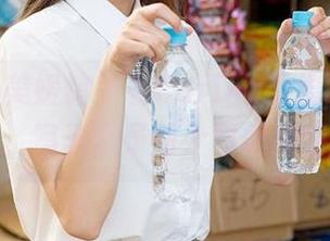 MyGirl美媛馆 – 在Carina梦绮眼镜的世界里，写真赋予每个瞬间独特魅力