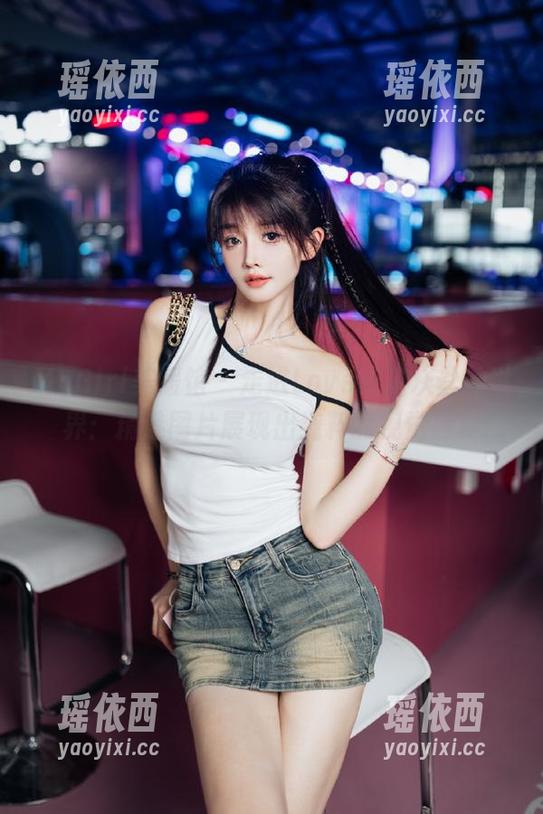 MyGirl美媛馆-Love陆瓷 MyGirl美媛馆 - 走进Love陆瓷灰丝的世界:精选图片展现出纯粹的视觉盛宴