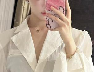 Pary学生模拍 – 婉华最新校园写真作品集：在每个瞬间寻找艺术的灵感