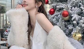 QingDouKe青豆客 – 让我们一起分享谭晓彤的完美美足原图，惊艳你的眼球！
