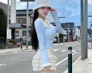 Sira(시라)纯粹视觉：融合美与艺术的图集分享，尽在PureMediaVol中
