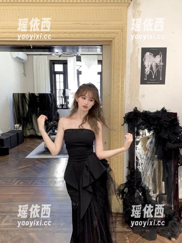 TouTiao头条女神 - 当纯白遇上申美嫣，她的作品在网盘里等你解锁哦！