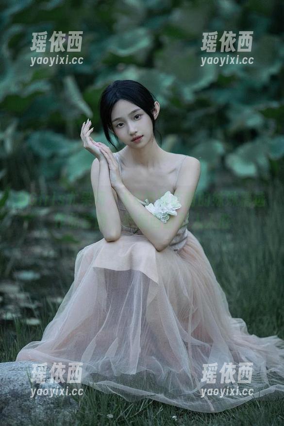 UGirls尤果网-K8傲娇萌萌 UGirls尤果网 - K8傲娇萌萌的妹妹精选作品套图,绝美画面引人入胜