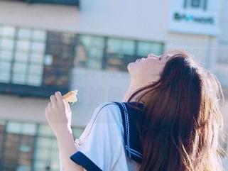 UGirls尤果网 – 体验孟狐狸在白裙中的魅力，在线欣赏她每一张精美写真！