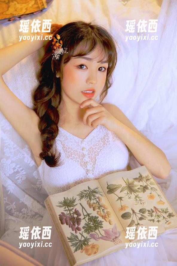 UGirls尤果网 - 探索曼妮儿的天台系列：超清原图与壁纸下载，尽享视觉盛宴！