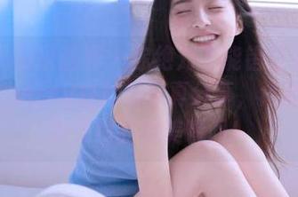 XIAOYU语画界 – 你绝对不能错过的绯月樱_Cherry白衬衫写真分享，青春与时尚交织的绝美瞬间！