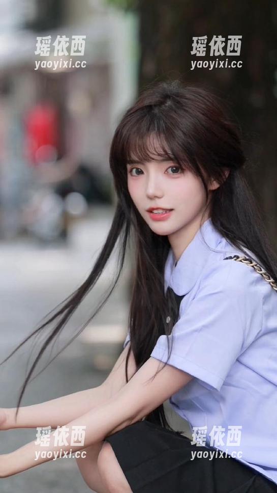 XIAOYU语画界 - 拍摄不止于美，豆瓣酱学姐最新照片定格青春的每一瞬间！