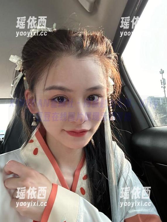 XINGYAN星颜社 - 网袜魅力无限，Vily豆豆在线图片展现无限可能