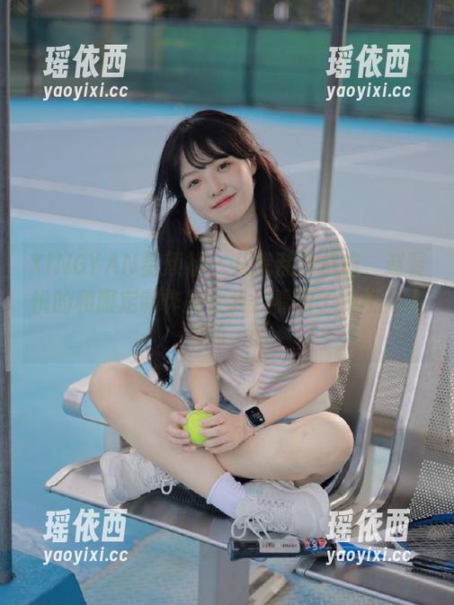 XINGYAN星颜社 - 从慌乱到优雅，赵馨悦的和服定制作品让我们看到了她不为人知的一面