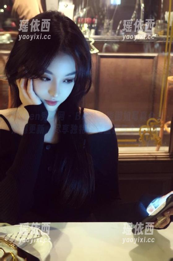 Xiuren秀人网-BABY_柒 Xiuren秀人网 - BABY_柒御姐写真合集震撼更新,尽享独特视觉盛宴与个性风采!