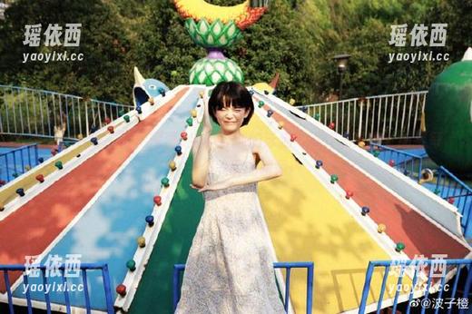 Xiuren秀人网 - 探索e宝小野猫的泳池写真作品分享，捕捉每一个美丽的瞬间