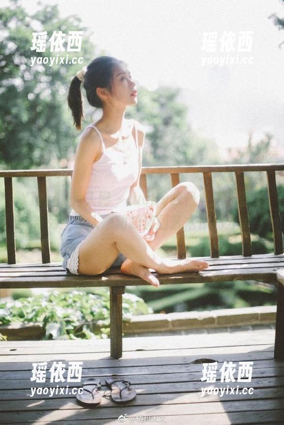 Xiuren秀人网 - lucky咏丹女王无圣光系列：令人心动的套图艺术作品分享