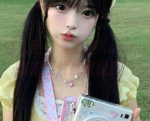 Xiuren秀人网 – 夏笑笑Summer白丝全套作品，高清图片展现细腻的少女风情