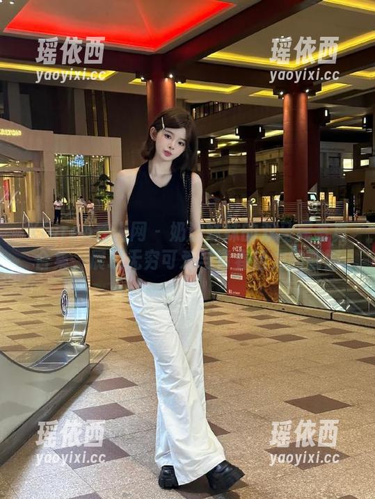 Xiuren秀人网 - 奶油妹妹的双马尾写真合集，展现无穷可爱与青春活力的画面