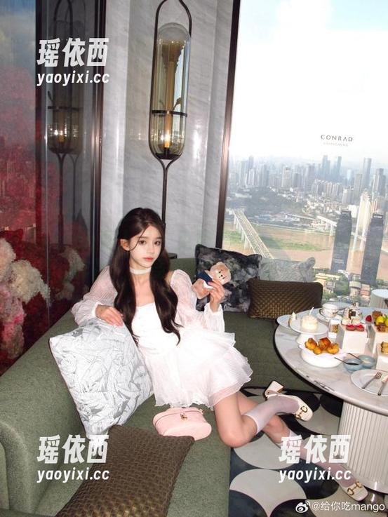 Xiuren秀人网 - 免费下载小芭乐的肉丝作品，感受艺术的无穷魅力！