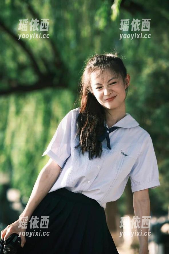 Xiuren秀人网 - 分享小逗逗兔女郎的绝美原图，带你进入梦幻世界。