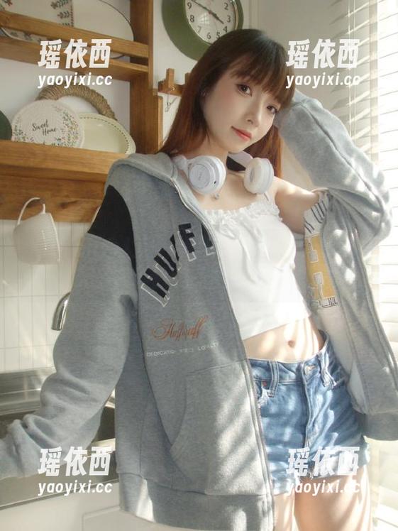 Xiuren秀人网 - 尤Una娜黑白系列写真：无圣光下展现美图的另一种魅力