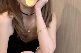 Xiuren秀人网 – 细腻而迷人的灰丝：徐莉芝Botty的高清作品集，记录了时光与美的邂逅