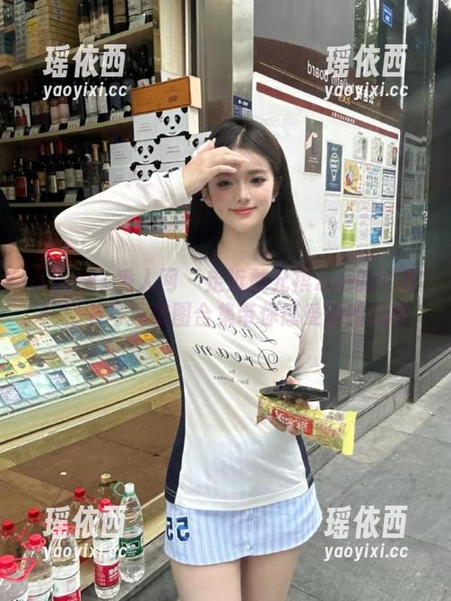 Xiuren秀人网 - 走近戴允祺zoe的世界：秘书写真美图合集带你感受她的风格