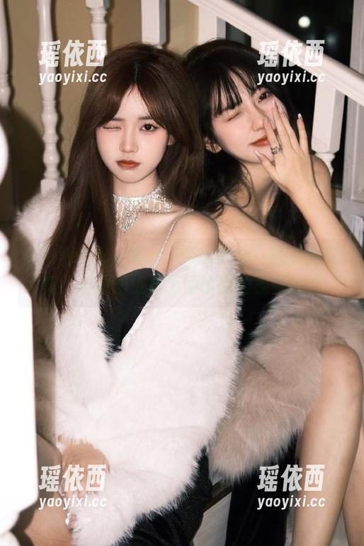 Xiuren秀人网 - “温柔的柔”的美腿写真：让原图绽放无限诱惑的视觉体验