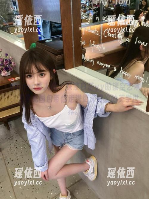 Xiuren秀人网 - 探索白芷yy的镂空艺术，无圣光图包带你走进更深层次的美学世界。