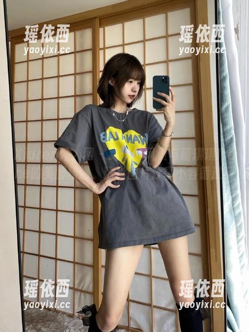 Xiuren秀人网 - 绝美的风景与萌琪琪Irene的美脚相遇，精彩图片分享不容错过！
