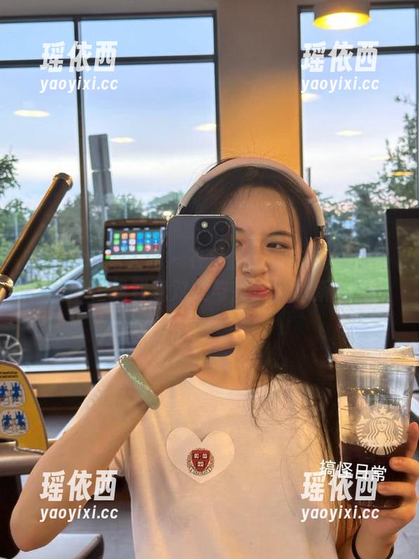 Xiuren秀人网 - 在萌白酱的内衣高清照片中，找到我对美与自信的重新定义