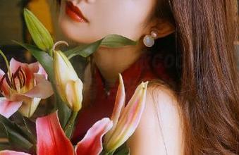 Xiuren秀人网 – 赵惟依coco的私拍礼服，揭秘优雅背后丰富的资源故事