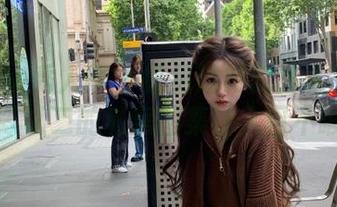 Xiuren秀人网 – 您见过如此迷人的黑色吗？陈以二的私房图集让人目不暇接！