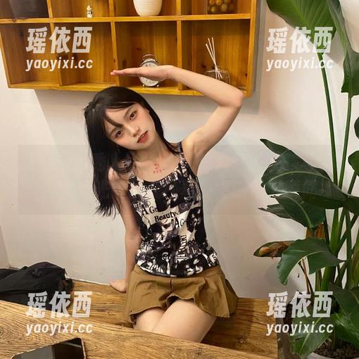 Xiuren秀人网 - 发现陈大榕的女孩写真，无圣光中展现纯真少女的动人瞬间