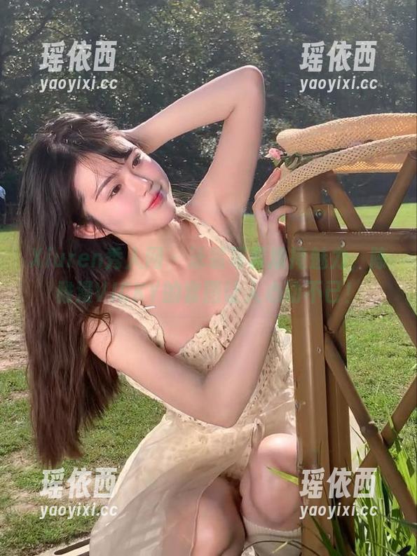 Xiuren秀人网 - 泳装写真难掩魅力，陈雅漫VICKY的套图让人心动不已！