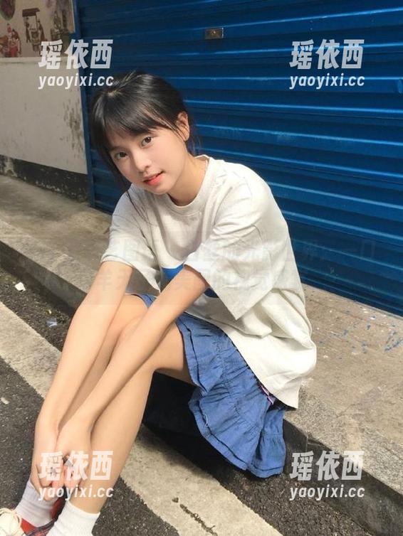 YITUYU艺图语-一口羊 YITUYU艺图语 - 白丝的光影世界:一口羊无圣光美图的视觉盛宴