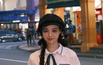 YouMi尤蜜荟 – 左冰Queen女神线上新作：写真合集出炉，保准你的眼睛大吃一惊！