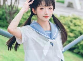 YouWu尤物馆 – 探秘孟狐狸FoxYini的少女世界：原图与合集带你领略不一样的风情