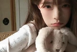 beautyleg – 全新更新的Anita美足作品集，展现她与众不同的风格，让每一瞬间都值得铭记！