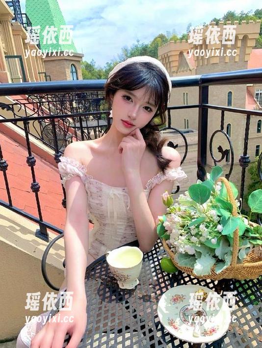 beautyleg - 分享高清大片：Aries连衣裙，带你领略她的独特风格与个人魅力