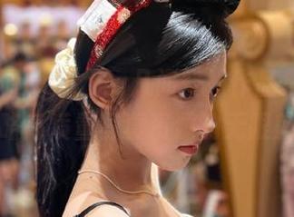 beautyleg – Lia凡间空姐作品集，带你领略高质量写真资源的无限魅力