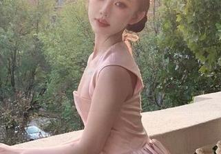 beautyleg – 感受美丽：Lina连衣裙最新更新，图片展现她的优雅风采