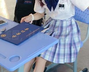 beautyleg – Lorraine泳衣写真在线上线下双重美图，让你的夏日心情瞬间升级！