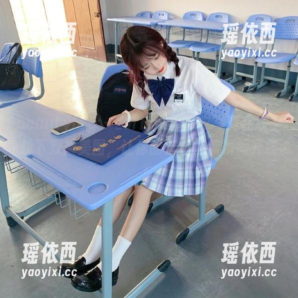 beautyleg - Lorraine泳衣写真在线上线下双重美图，让你的夏日心情瞬间升级！