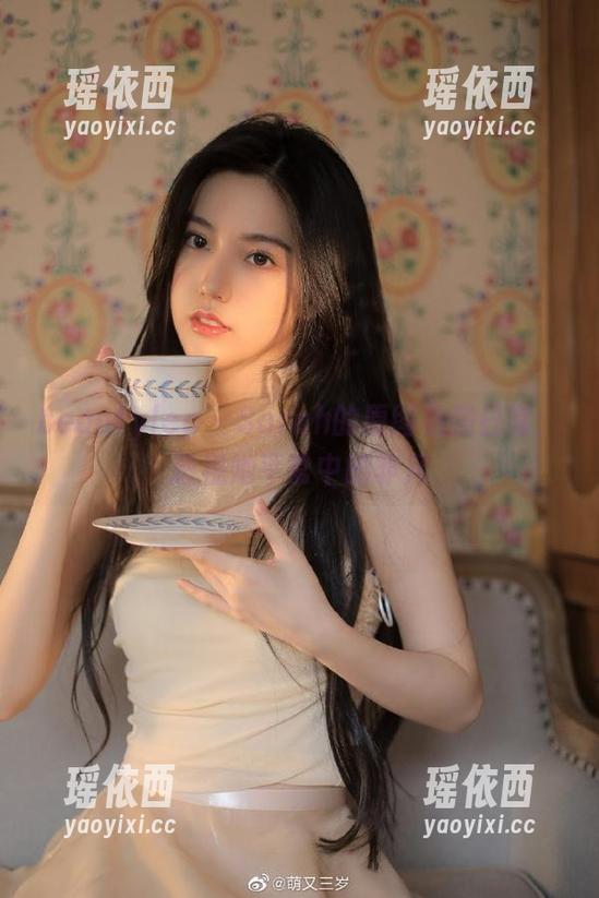 beautyleg - Sarah的原图私房日常：透视她平常中的非凡